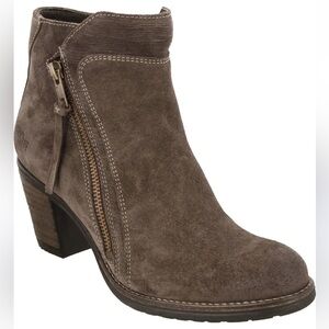 Taos | Dillie Suede Ankle Booties